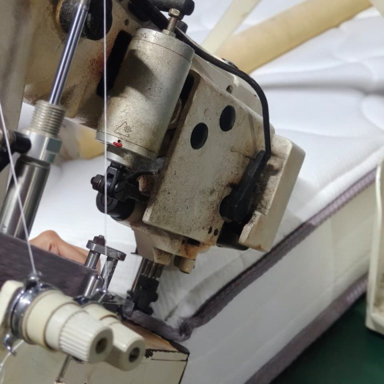 Industrial sewing for mattress border finishing